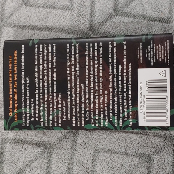 A world of curiosities - Picture 2 of 2